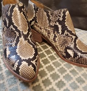 Madewell booties.....sz 8